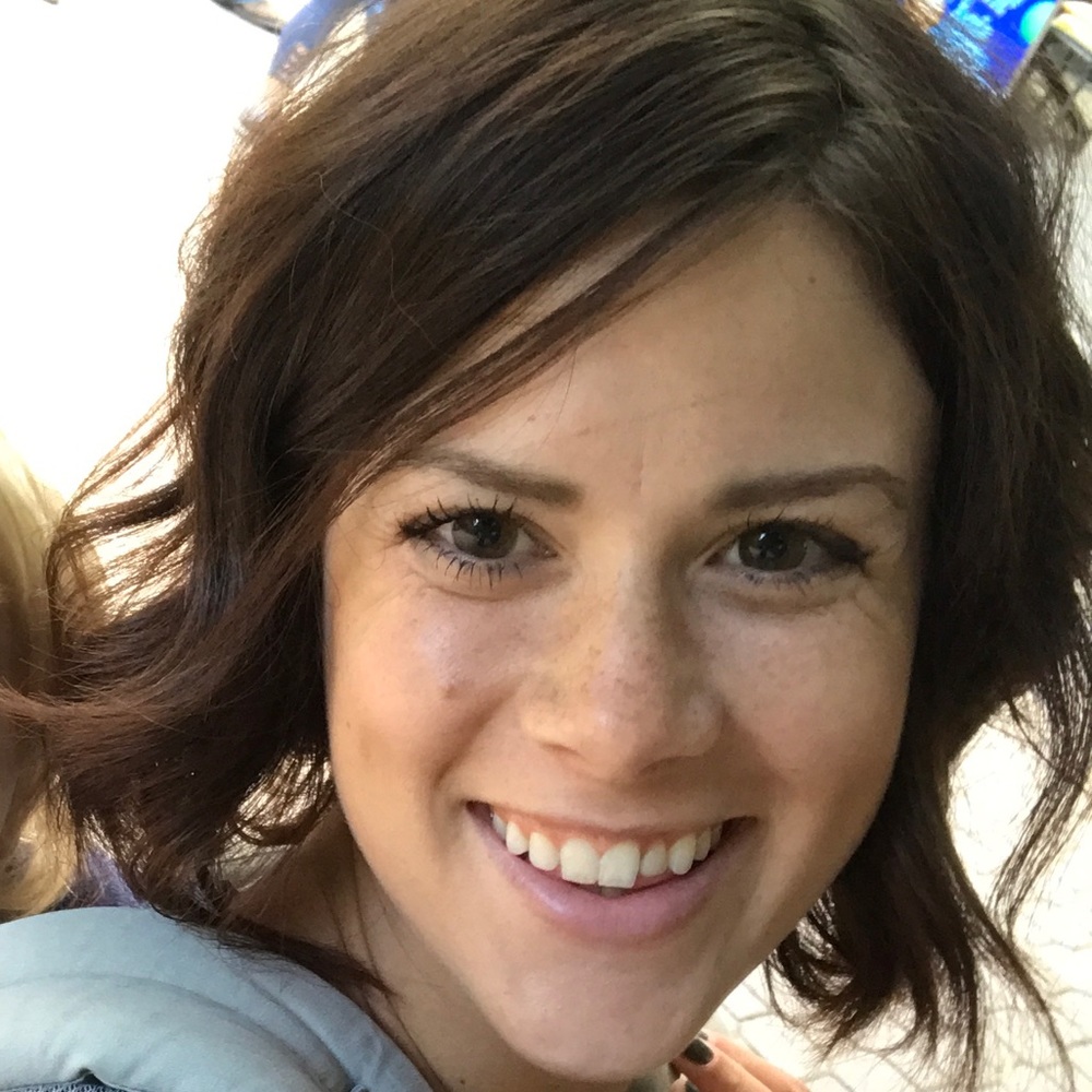 Meet your Posher, Alyssa